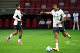 足够吸引力 足够吸引力